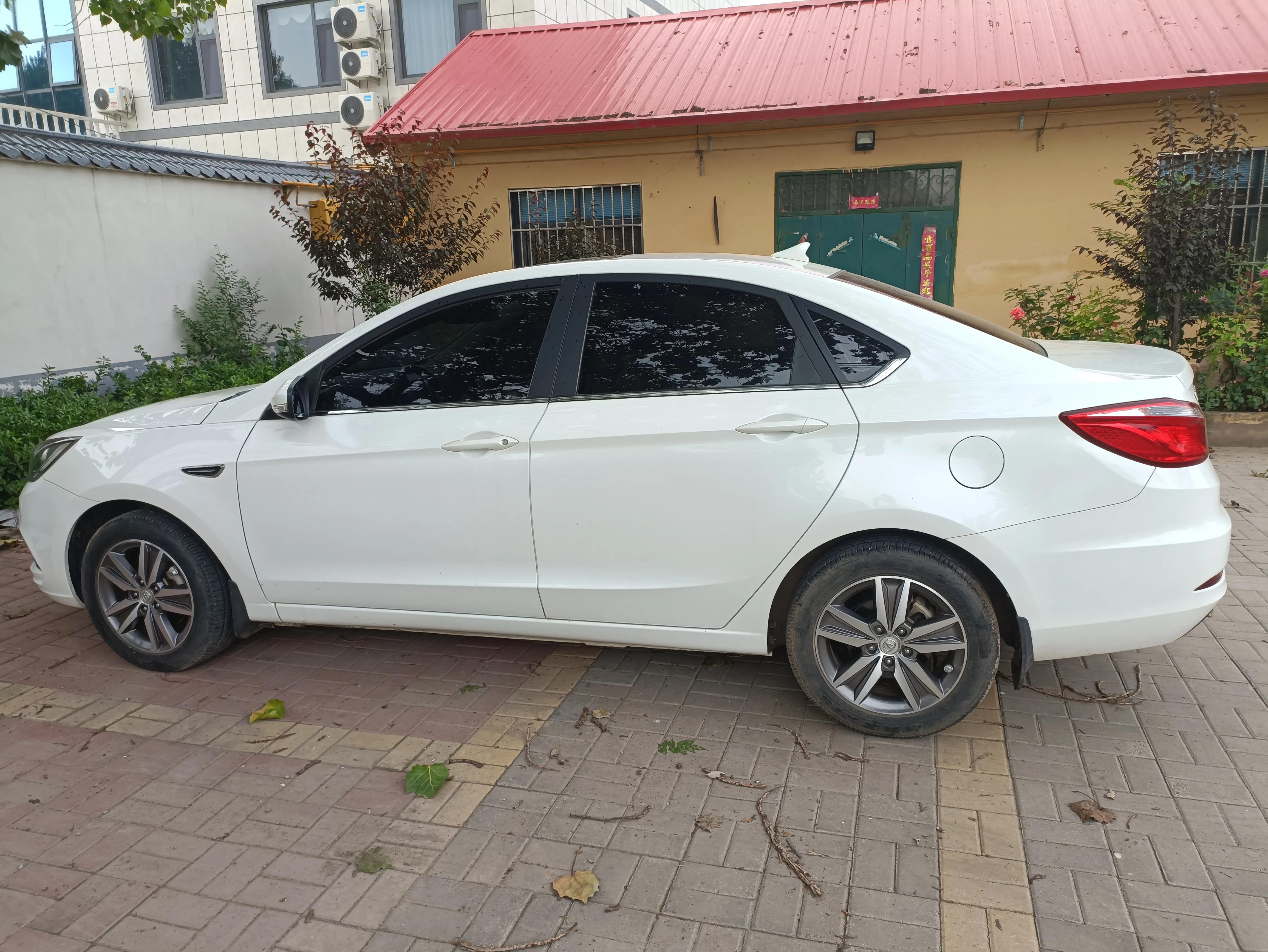 20款逸动尊贵版和22款逸动尊贵版,最经典的逸动是哪一款