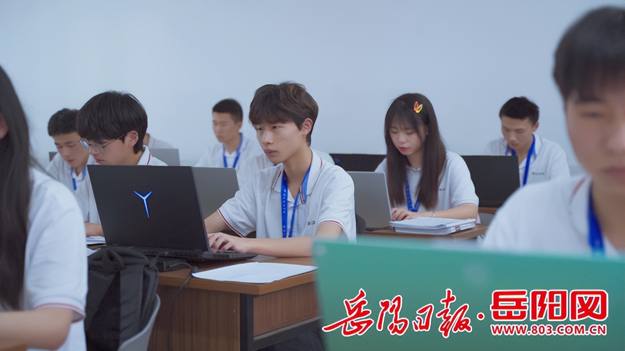 北大青鸟岳阳互联网科研培训基地,北大青鸟岳阳海纳软件