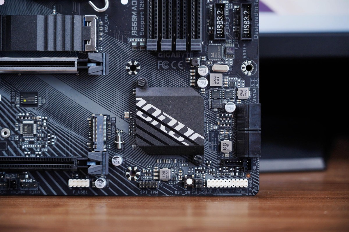 中端主板如何选？技嘉小雕AXB660MAXDDR4实力告诉你，选它没有错