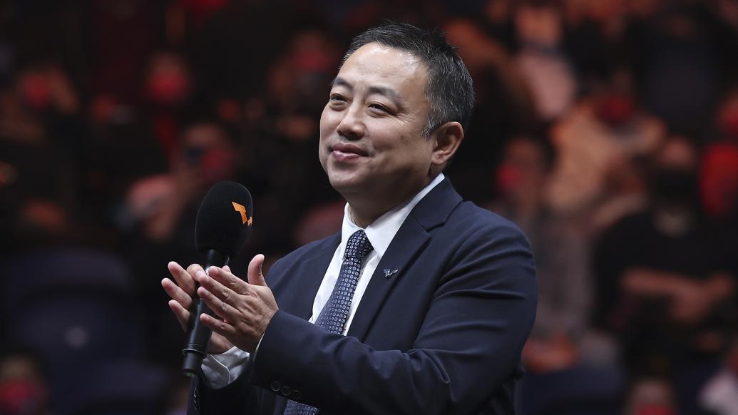 奥运出征仪式孙颖莎樊振东,樊振东夺冠孙颖莎走向王楚钦