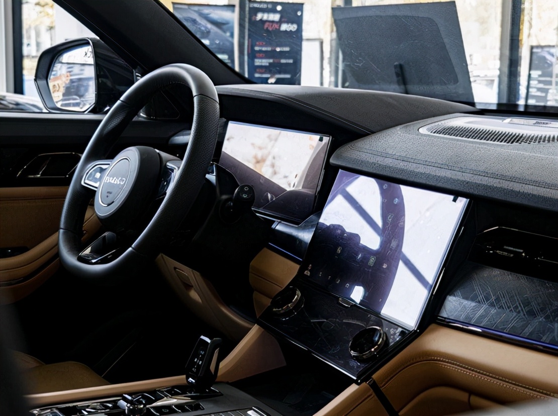 传祺gs8和领克09哪个发动机好,传祺gs8对比领克09