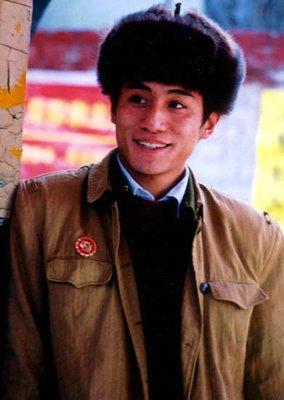 刘烨酗酒场面,刘烨酗酒成瘾是什么原因