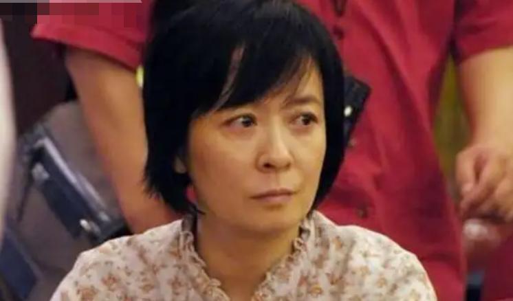 华谊兄弟是如何一步步走向成功的,华谊兄弟风雨飘摇