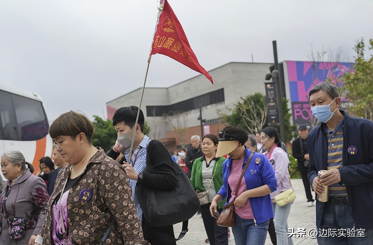 香港被称为购物天堂的原因,为啥香港是购物天堂