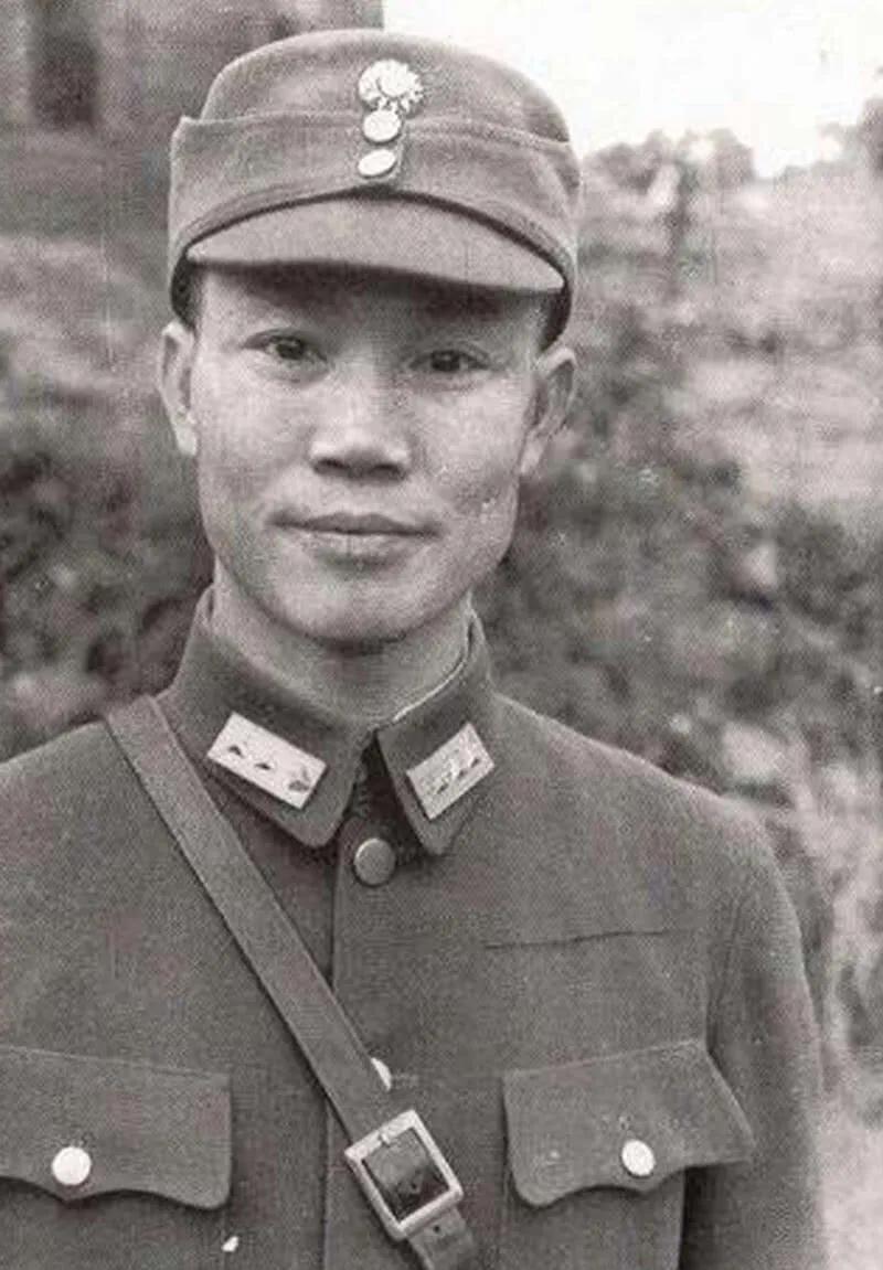 从台湾厅到蔡省三，从重庆谈判到临终驻足，周恩来让人肃然起敬