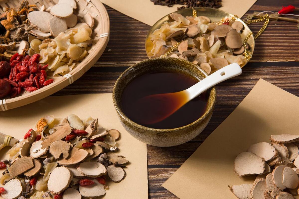 张仲景补阳祛邪的药方,张仲景补阳祛湿的中药方子