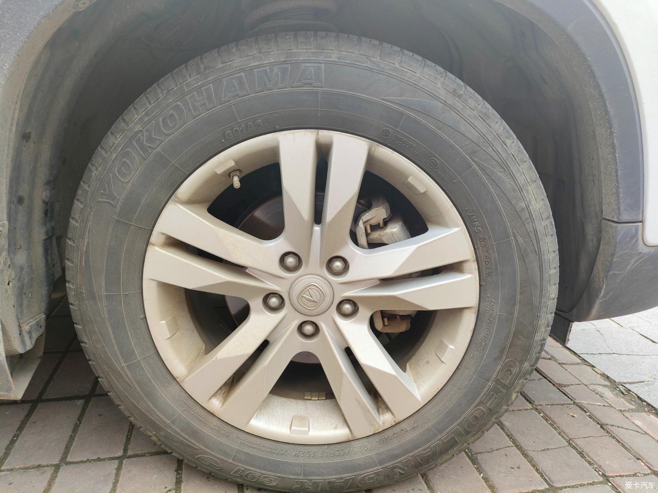 给老伙计换双新鞋,老伙计换新轮胎