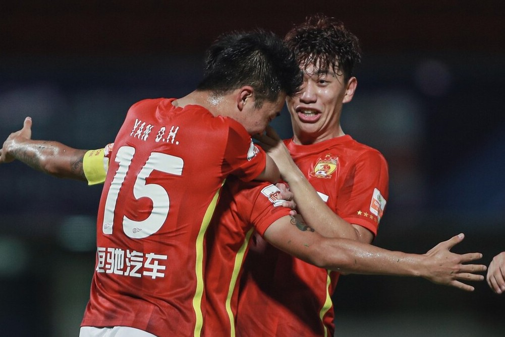 郑智被国足怼视频,郑智为国家队的最后一次贡献