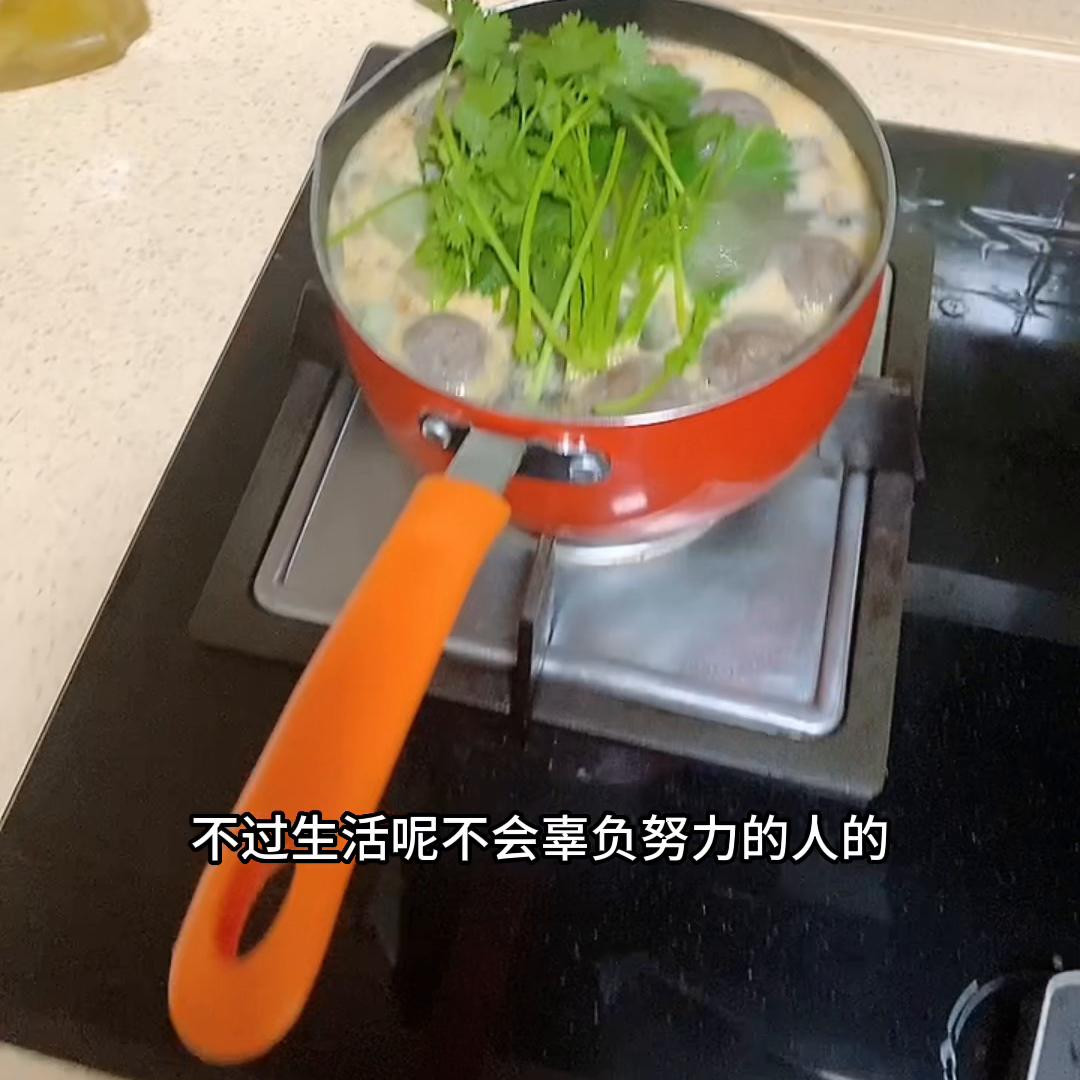 6万粉丝探店博主一个月能赚多少,6万多粉丝的主播能收入多少