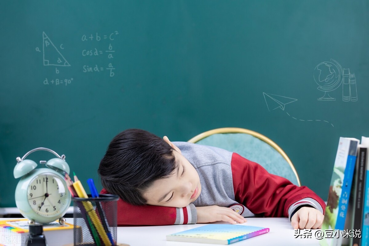 孩子不认真听讲家长怎么回复老师,娃子上课不认真听讲家长该怎么办