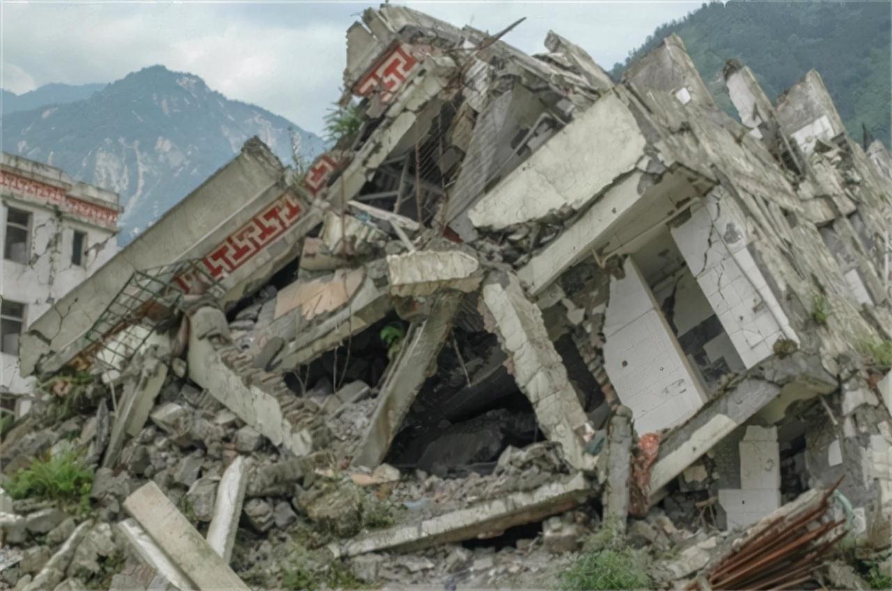 汶川大地震留下的神车,汶川地震中最特殊的车