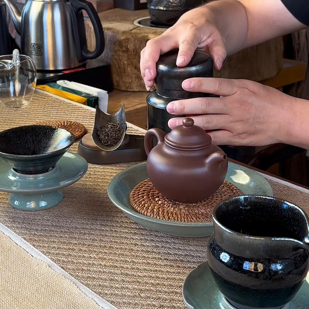 炎炎夏日、薄荷泡熟普