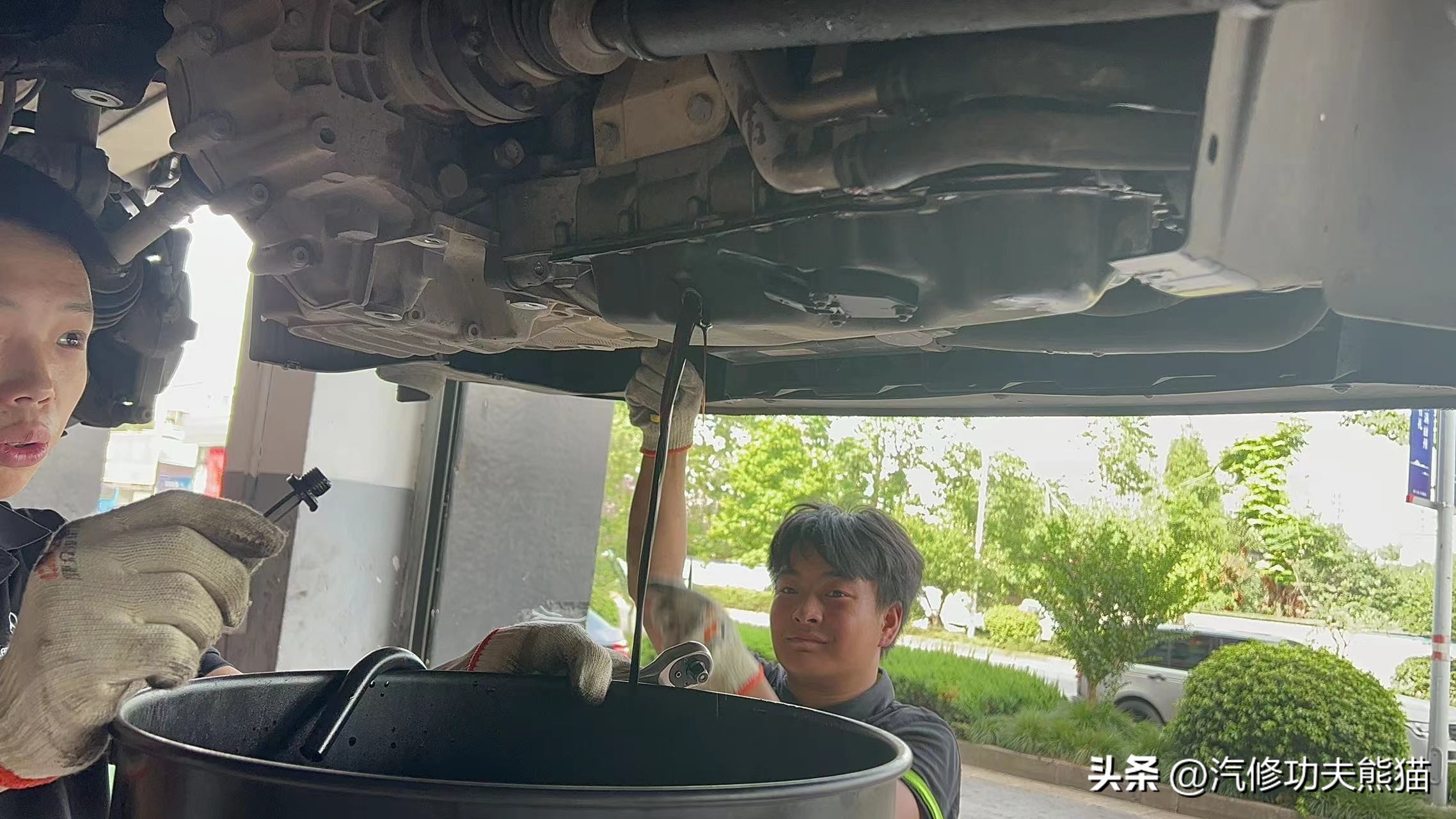 夏朗烧机油1500公里,进口大众夏朗1.8t不烧机油