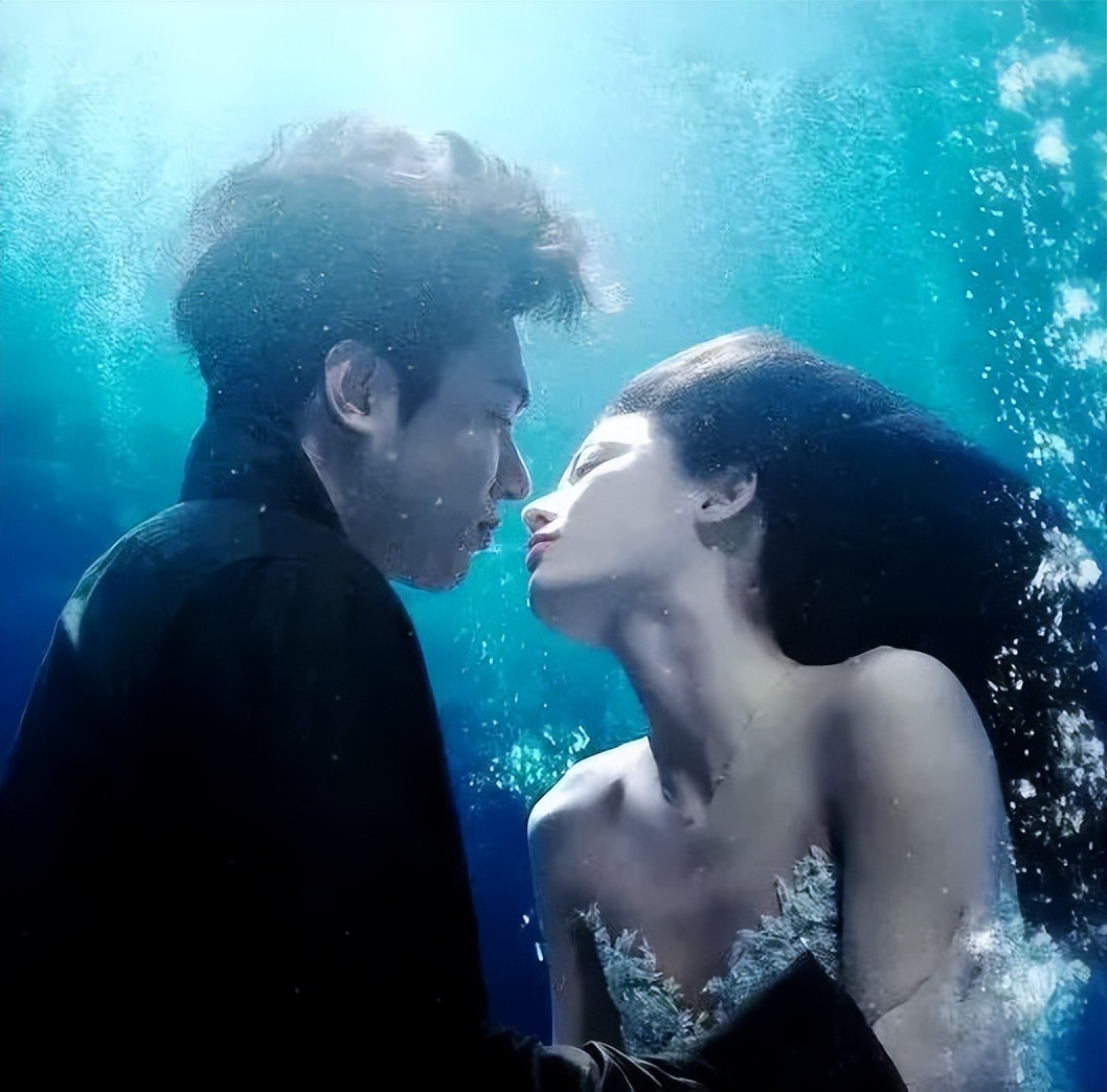 空气骑马、劈叉抱、鸟替，电视剧不敢拍的全景，真的不会笑场吗？