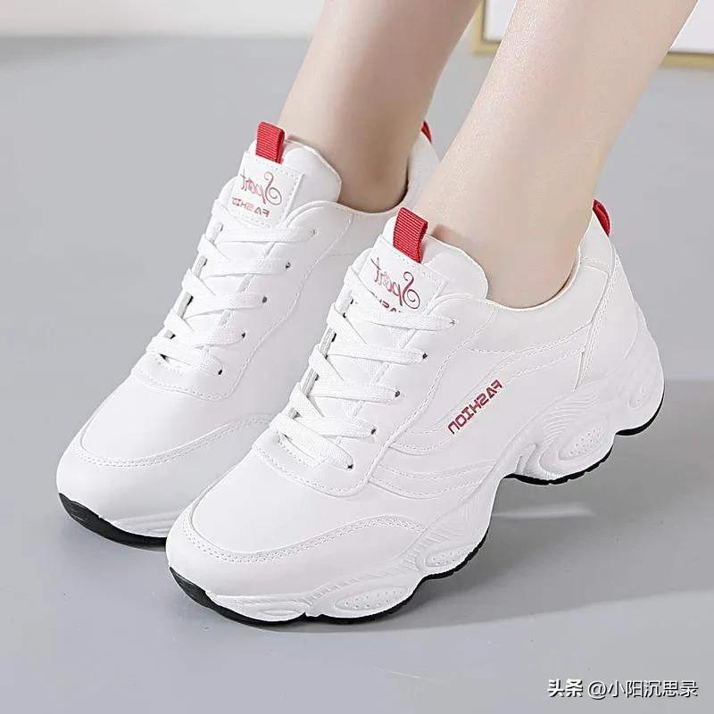 女款小白鞋品牌达芙妮,鞋子女款卓诗尼达芙妮