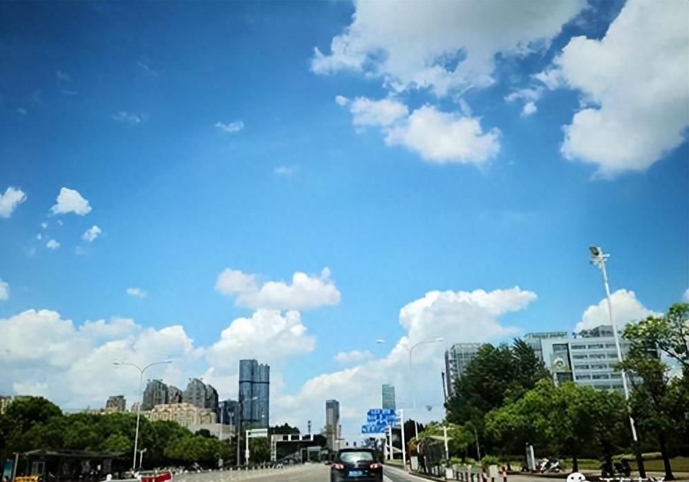 南通到云南旅游需要几天,江苏南通到云南昆明大概多少公里