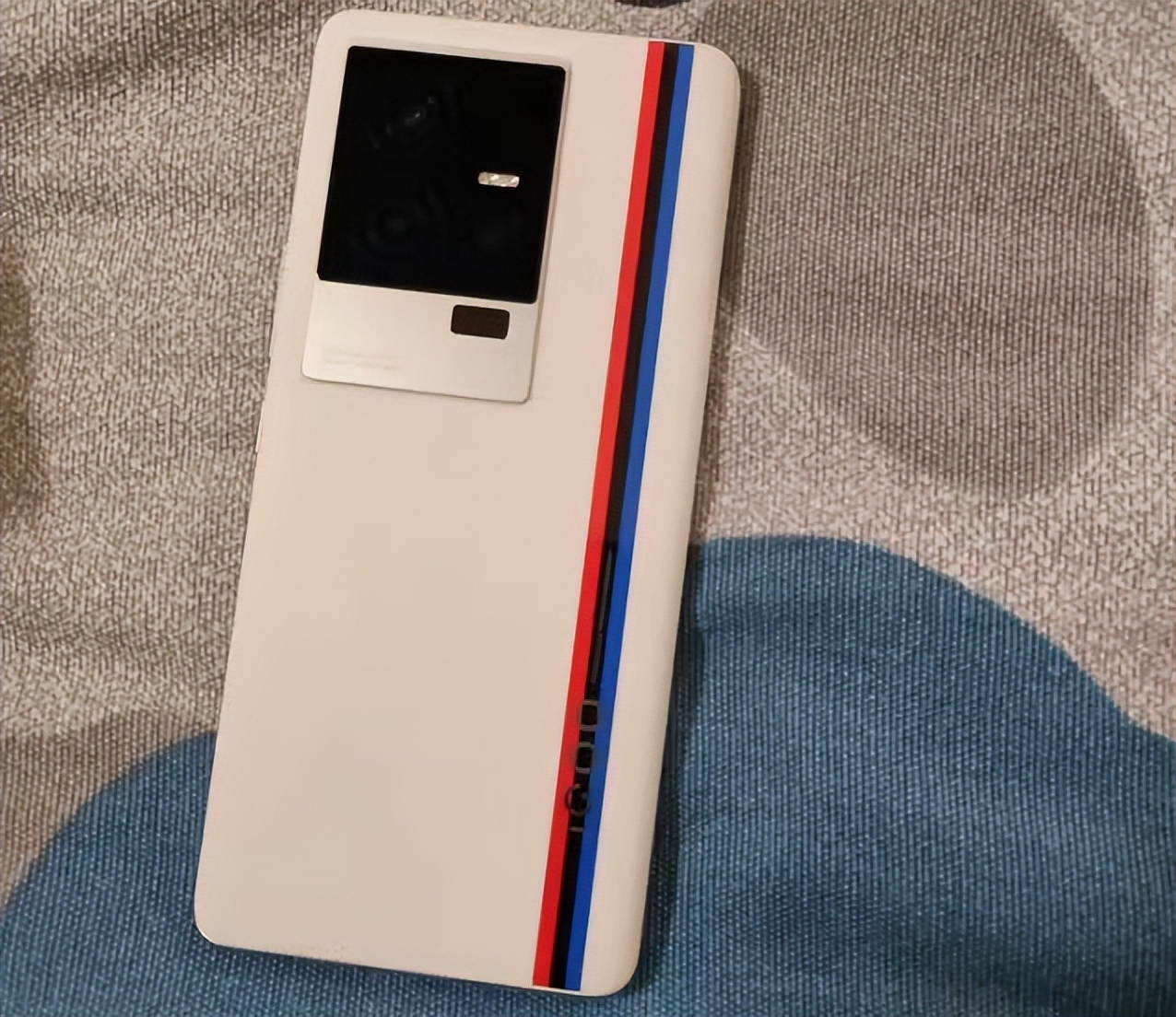 推荐几款适合打游戏的手机,推荐几款好玩的游戏手机版