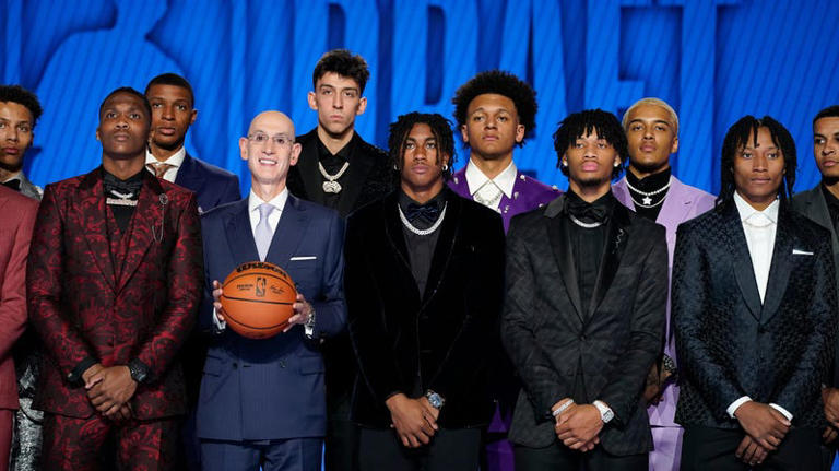 今年最强nba篮球球队,nba2019哪个篮球队最有希望