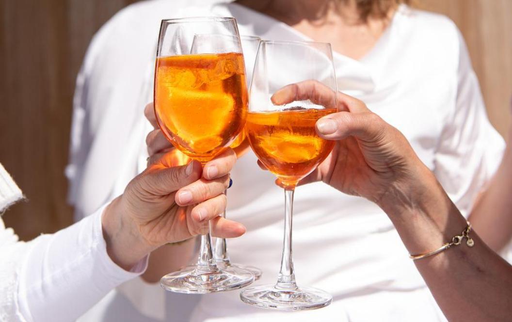 女明星怀孕期间抽烟吗,孕妇刚怀孕一个月抽烟有什么影响