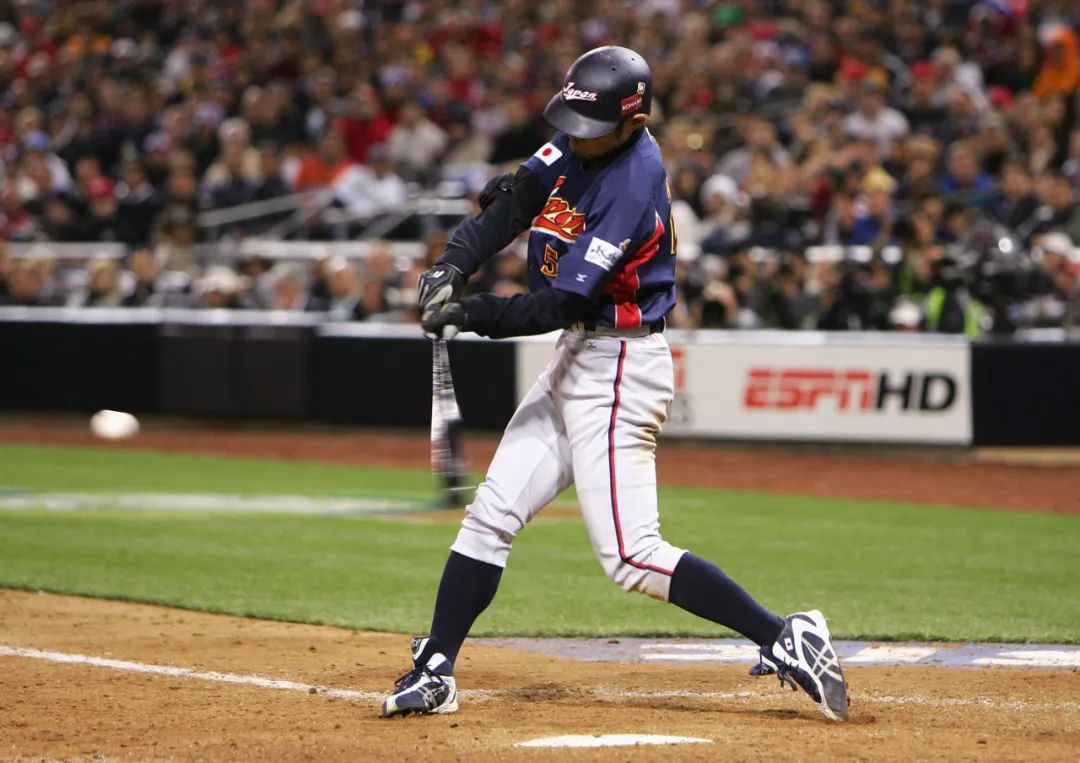 日本队剑指冠军遗憾止步16强,比赛关键时刻赢日本队