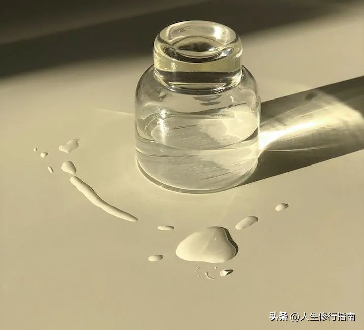 “盈”之篇：谦虚使人进步，骄傲让人疯狂