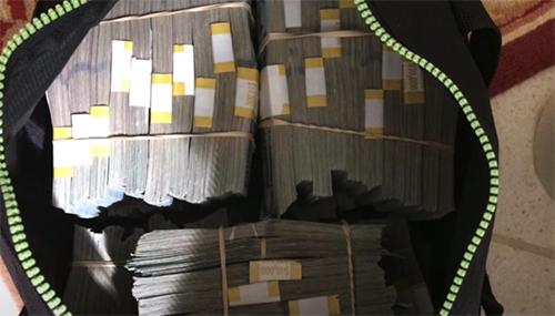 花300美元买仓库,花1300元买仓库