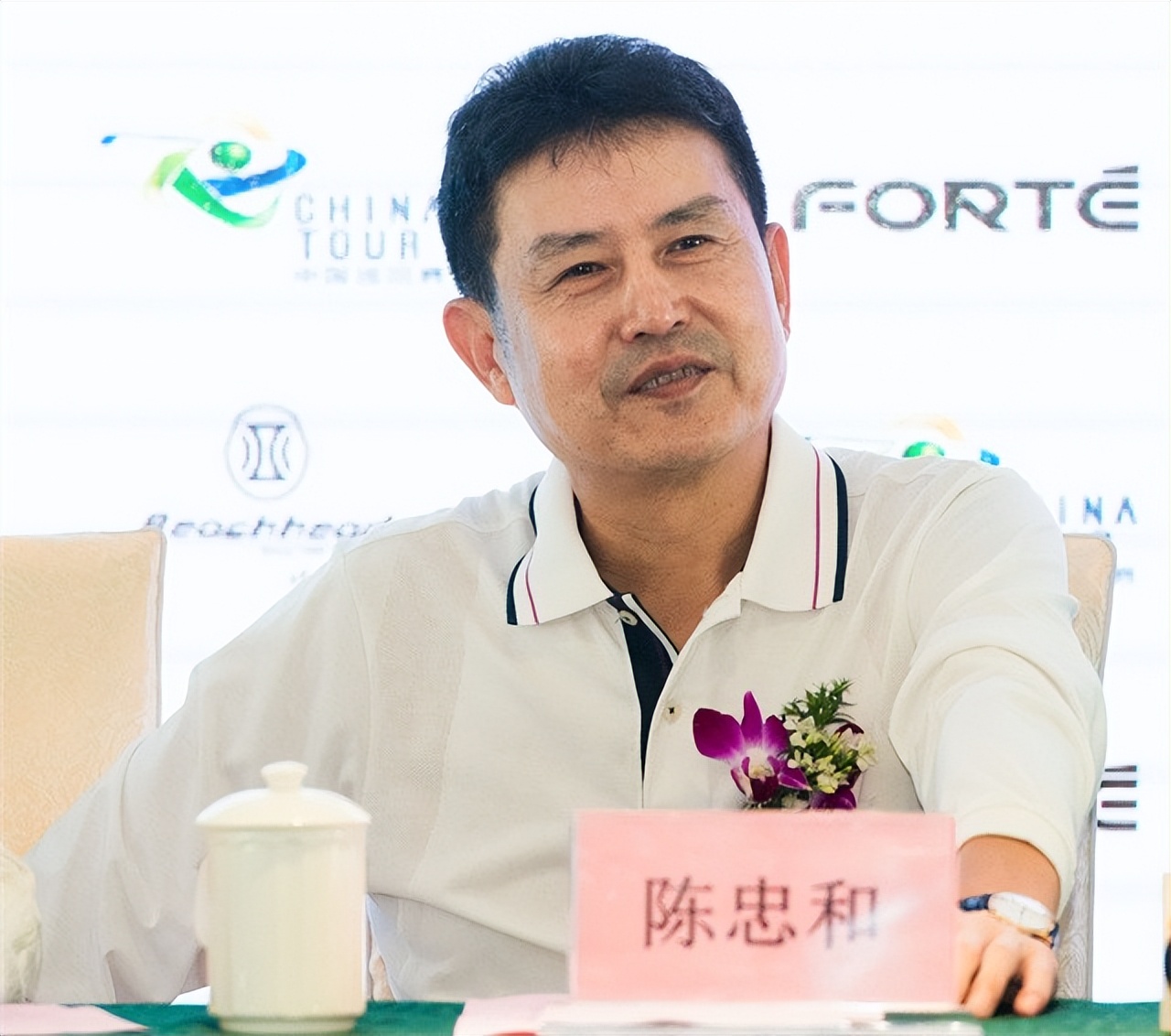 陈忠和与女排弟子二婚,女排陈忠和现在的妻子是谁