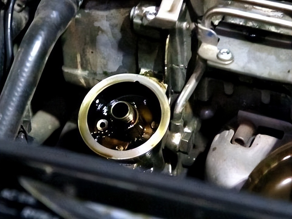 汽车机油滤清器常识,汽车机油滤清器知识