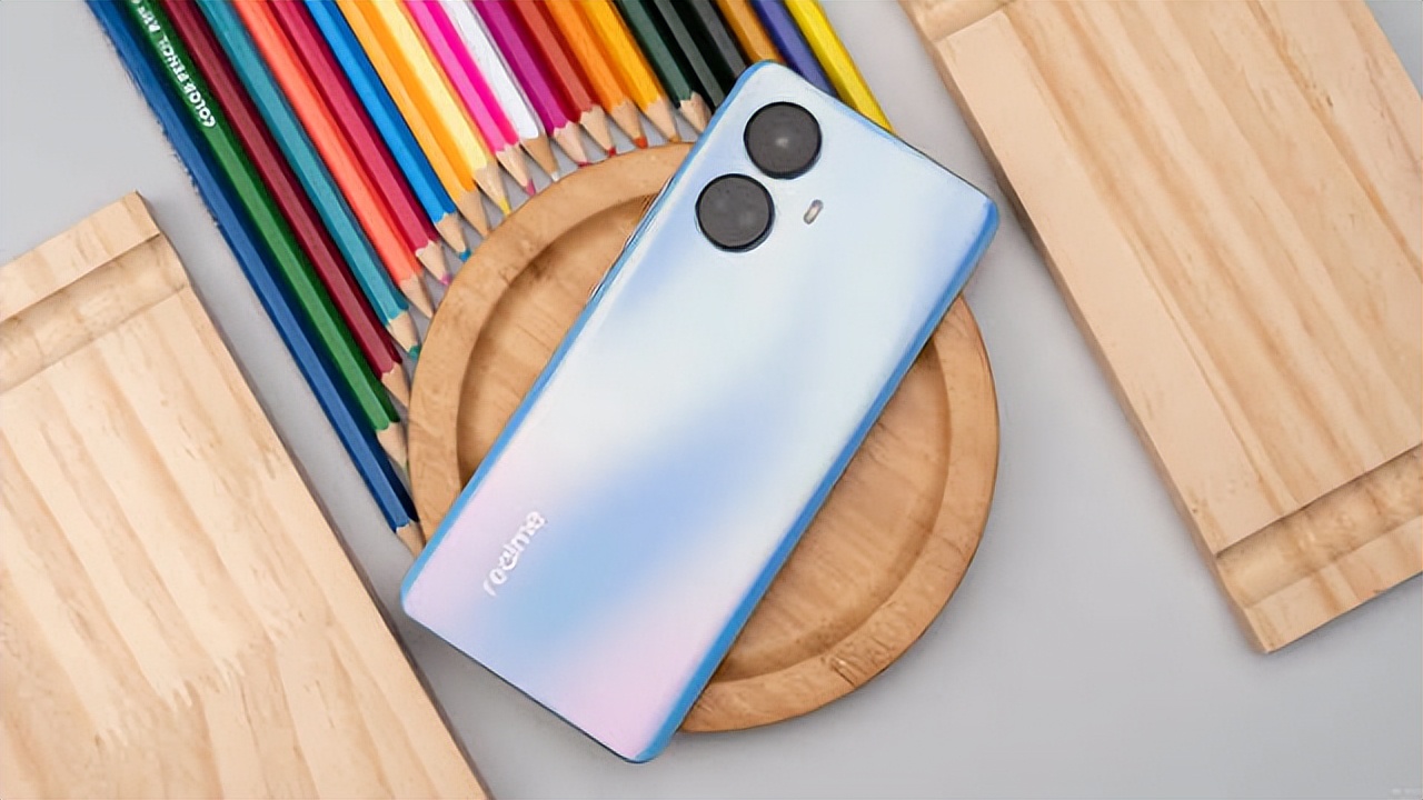 只想买部流畅刷视频的手机，该怎么选？这四款质量好，最高1401元