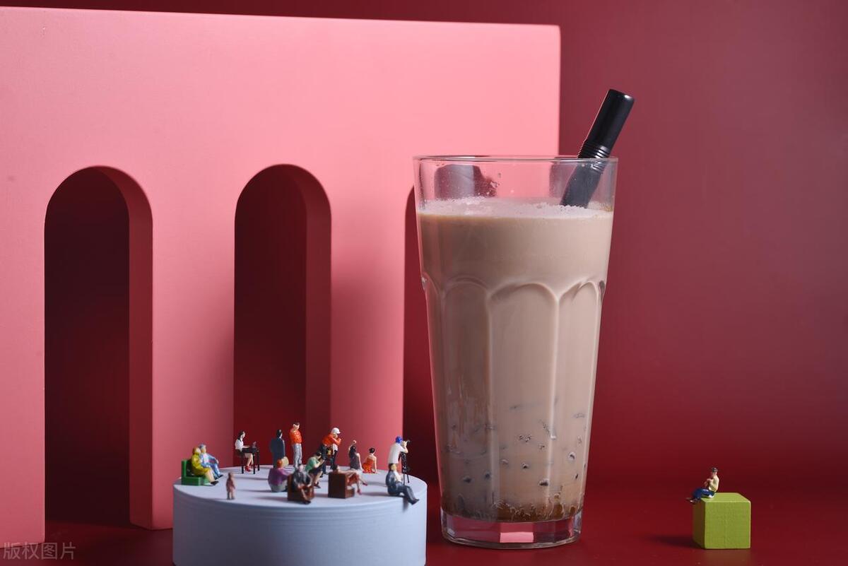 奶茶店怎样才能打造流行产品,连锁奶茶店的商业模式