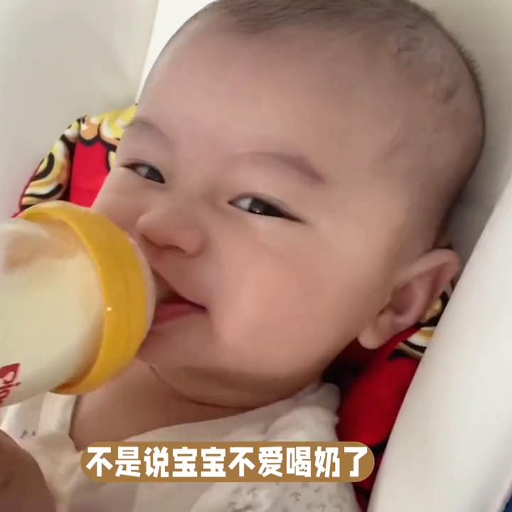 宝宝进入4月龄的变化,宝宝进入第三个月的变化有哪些