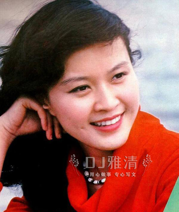 刘晓庆年轻最美照片,八十年代家喻户晓的大美女刘晓庆