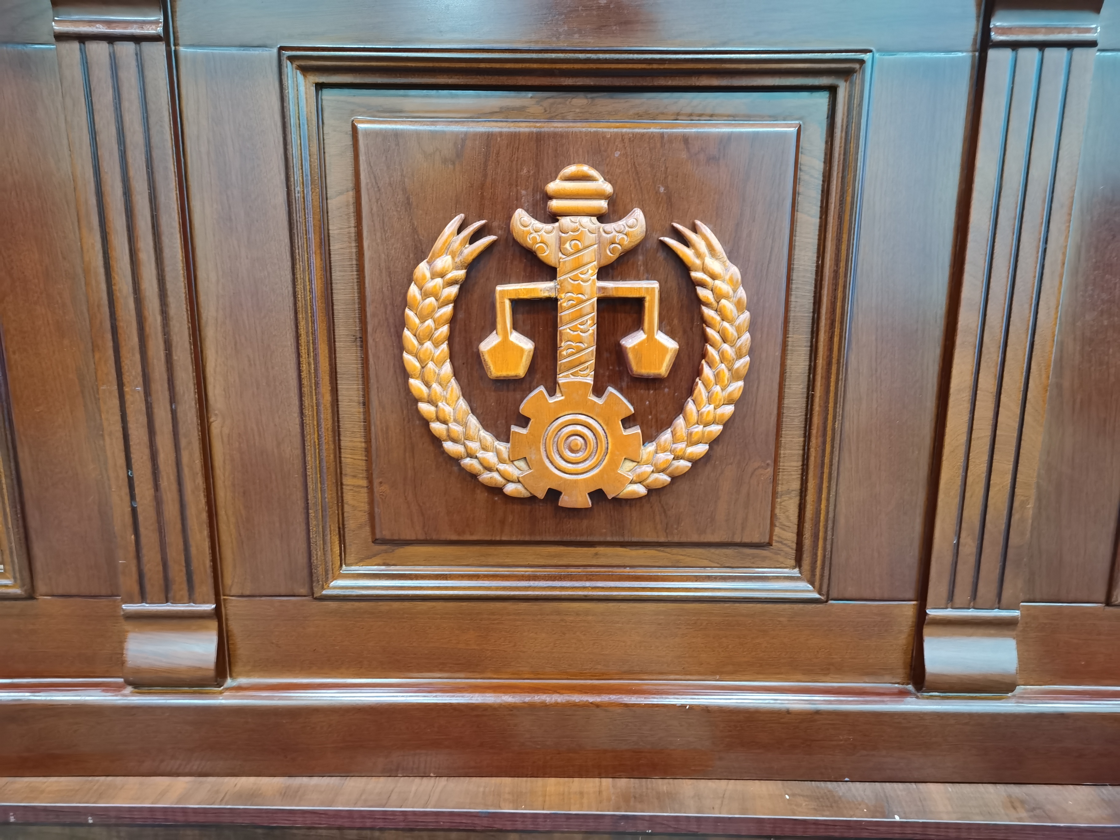 超过60岁没交社保发生工伤怎么办,员工未缴纳社保发生工伤怎么解决