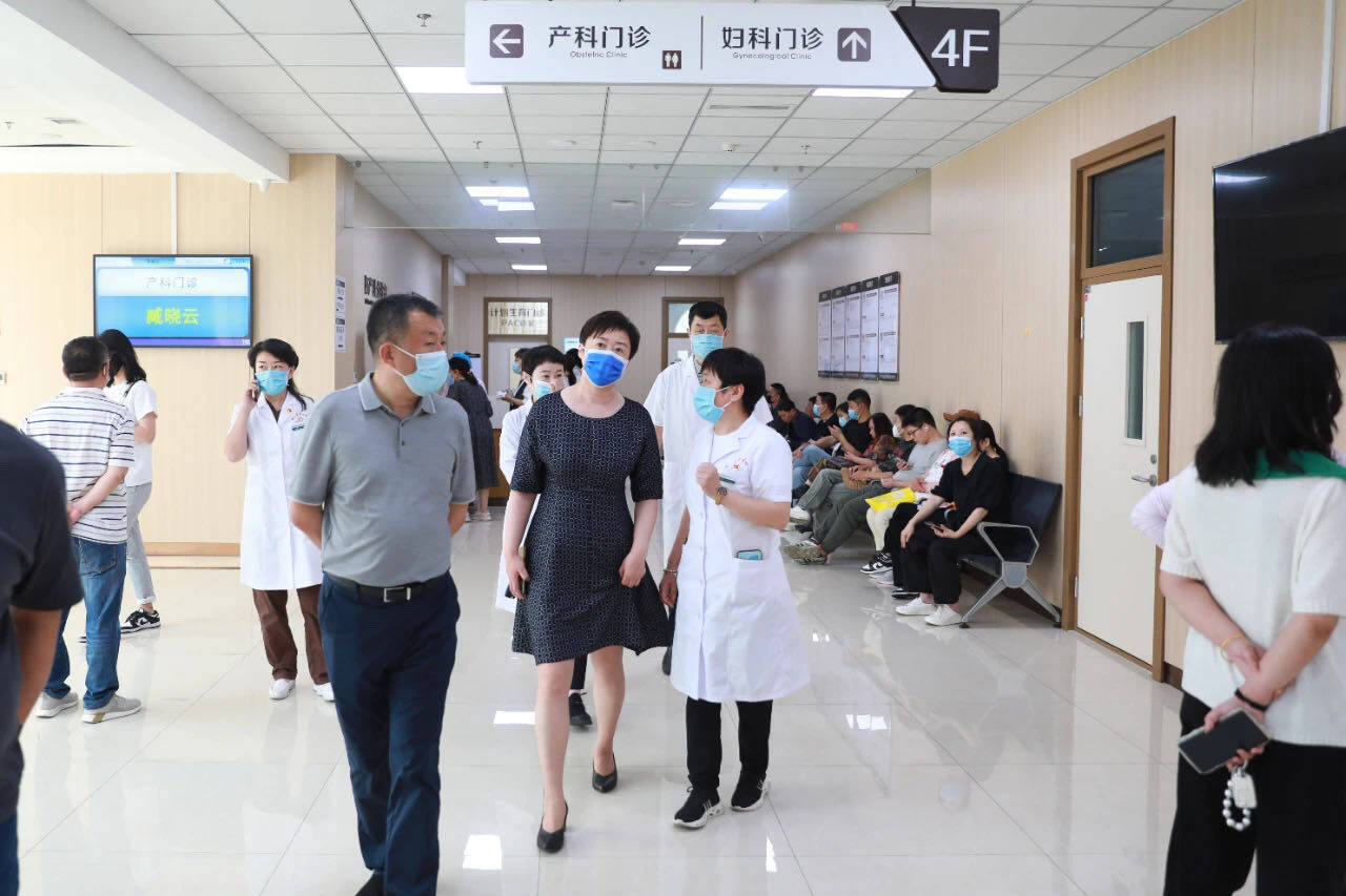 医院创新举措提升服务质量,医院门诊服务创新的措施