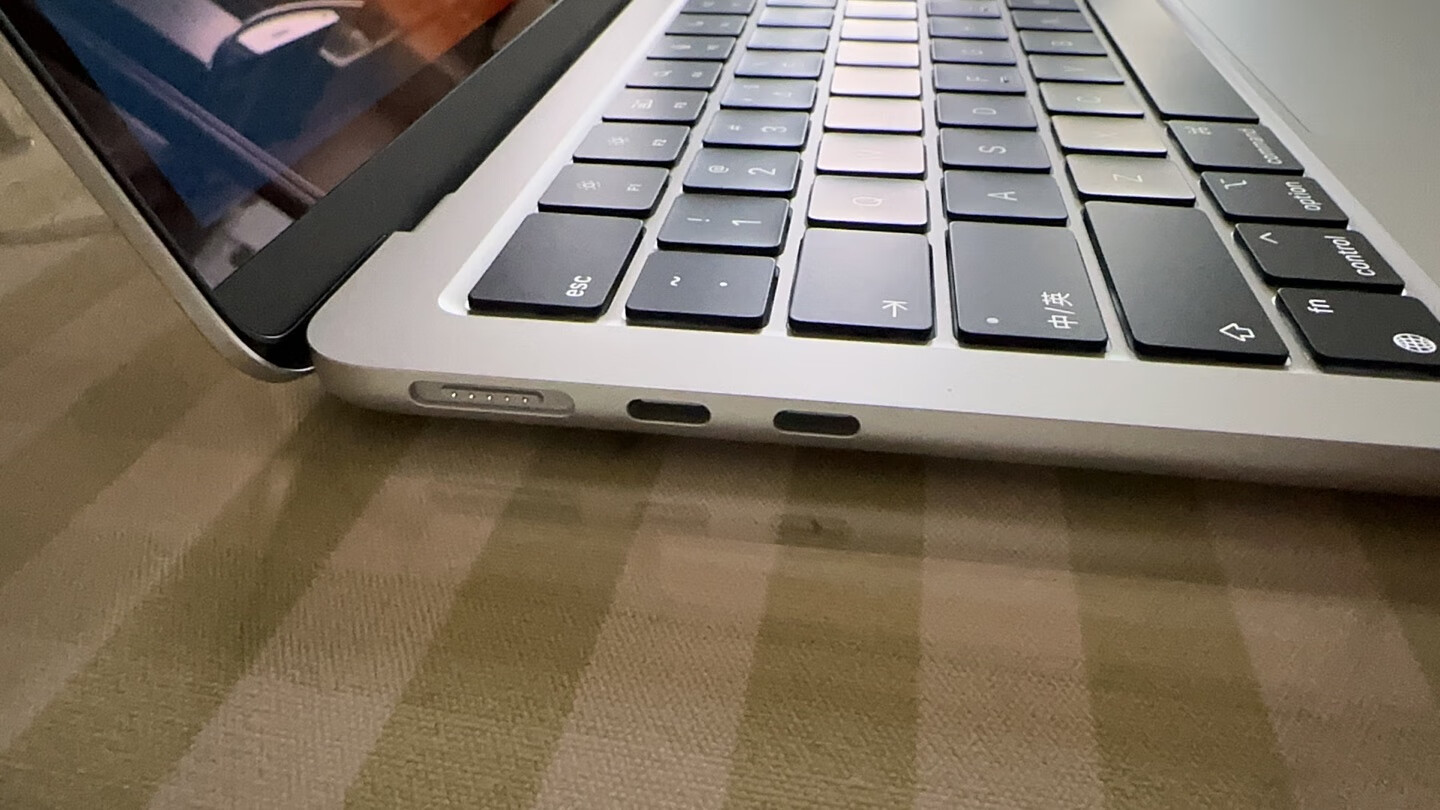 苹果笔记本电脑适合高中生吗,毕业买苹果笔记本合适吗