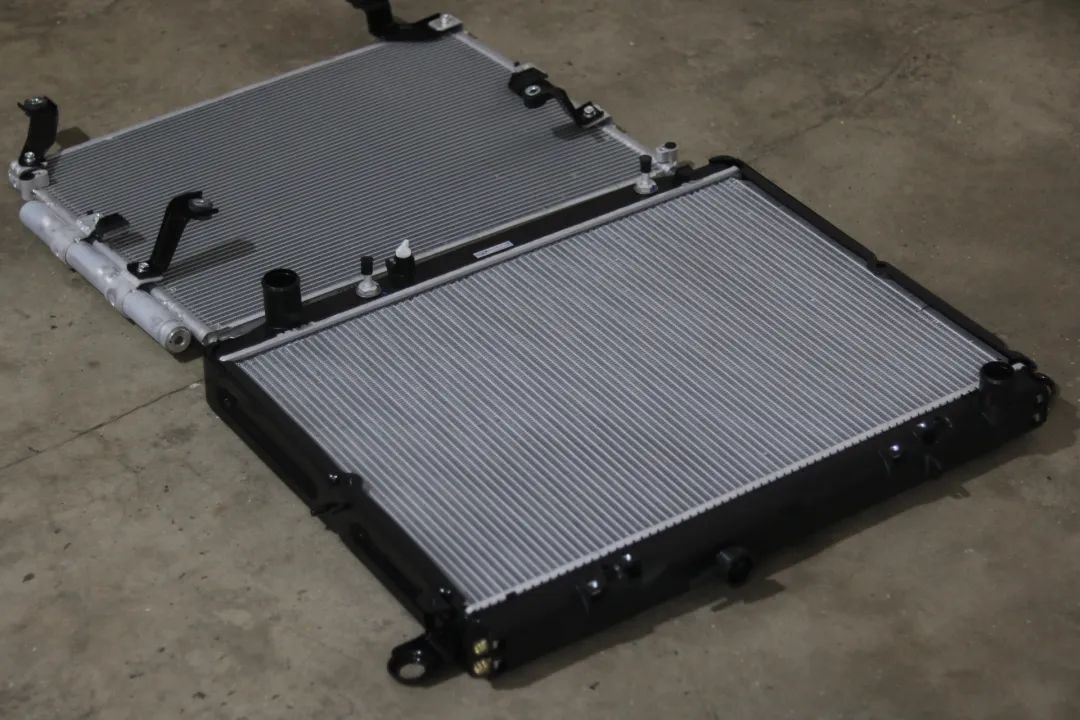 翻新陆巡lc100,陆巡lc100老款改装新款最佳案例