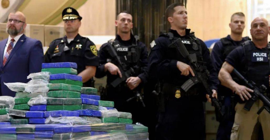 古巴三名女犯被押解回国,古巴15万囚犯