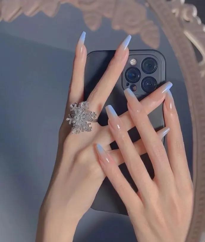 你一定要试试这3种美甲,盘点十款最受欢迎的美甲