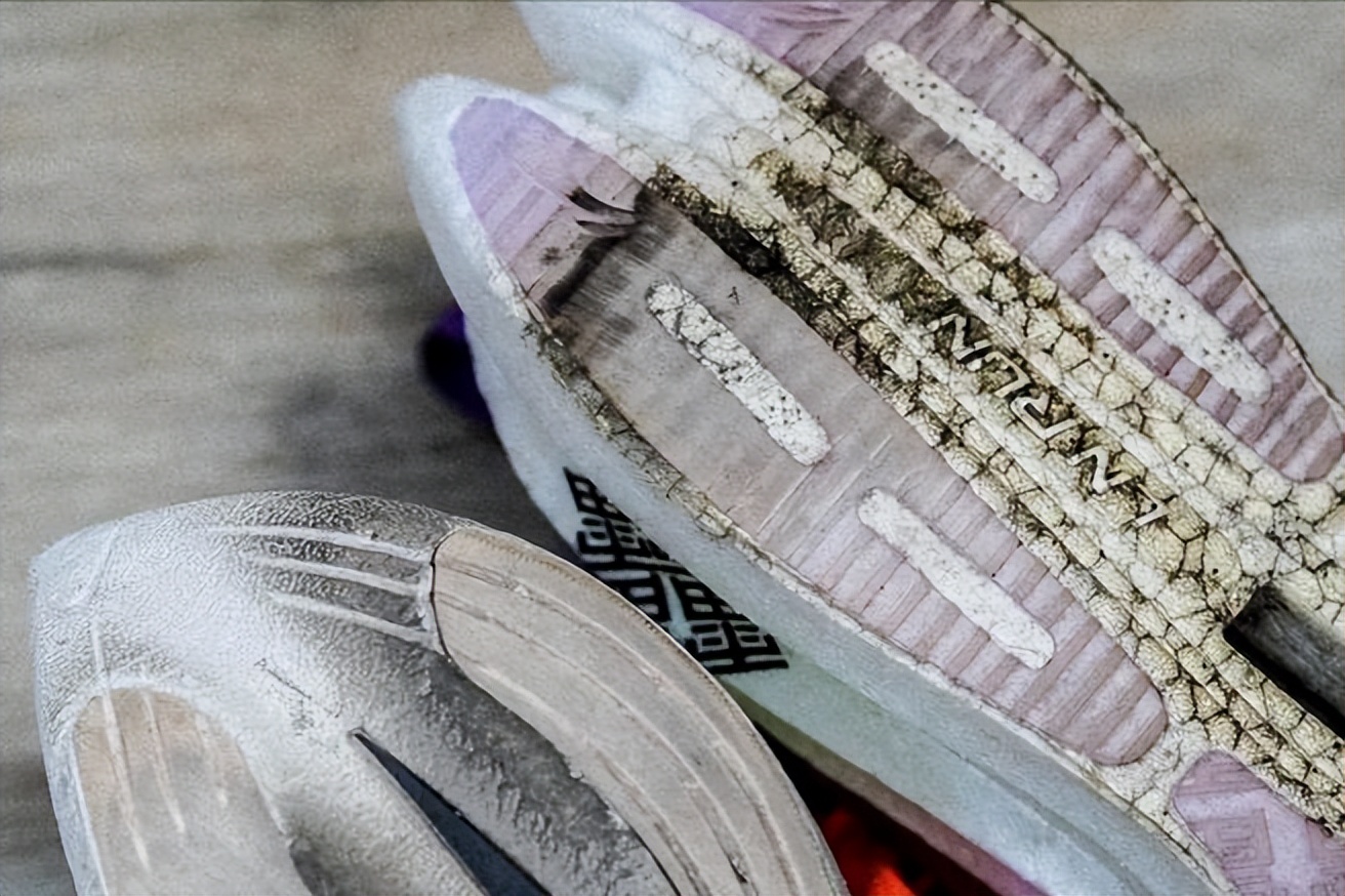 双十一降价比较大的国产碳板跑鞋有哪些？