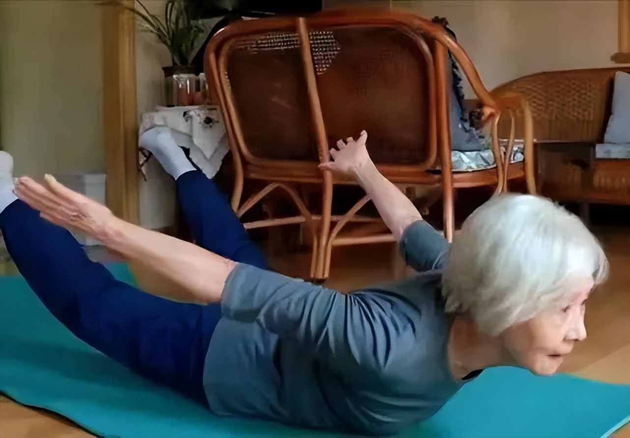 “时髦奶奶”吴彦姝，曾被周总理接见：一生优雅，一生被爱