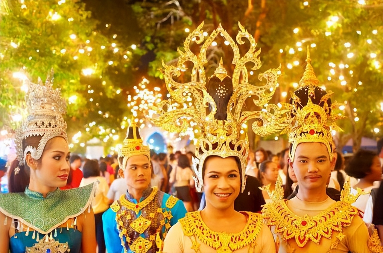 泰国人妖和女性如何区分,在泰国如何区分人妖和女性