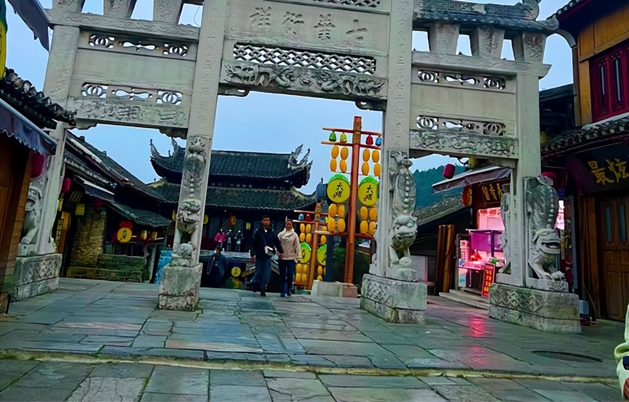 贵州三天两夜旅游攻略12月中旬,人均1200的七天五夜贵州旅行攻略