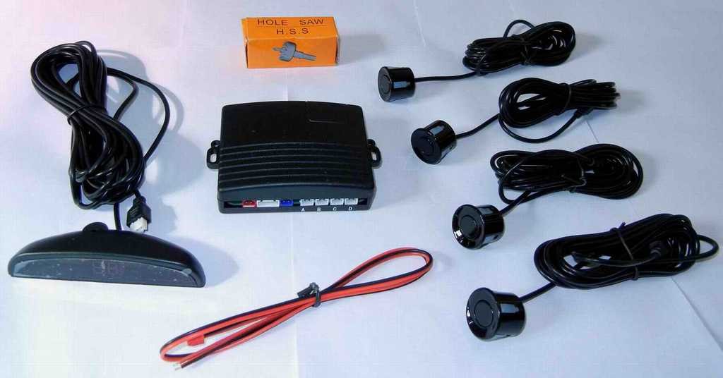 汽车倒车雷达是超声波还是电磁波,汽车倒车雷达有什么盲区