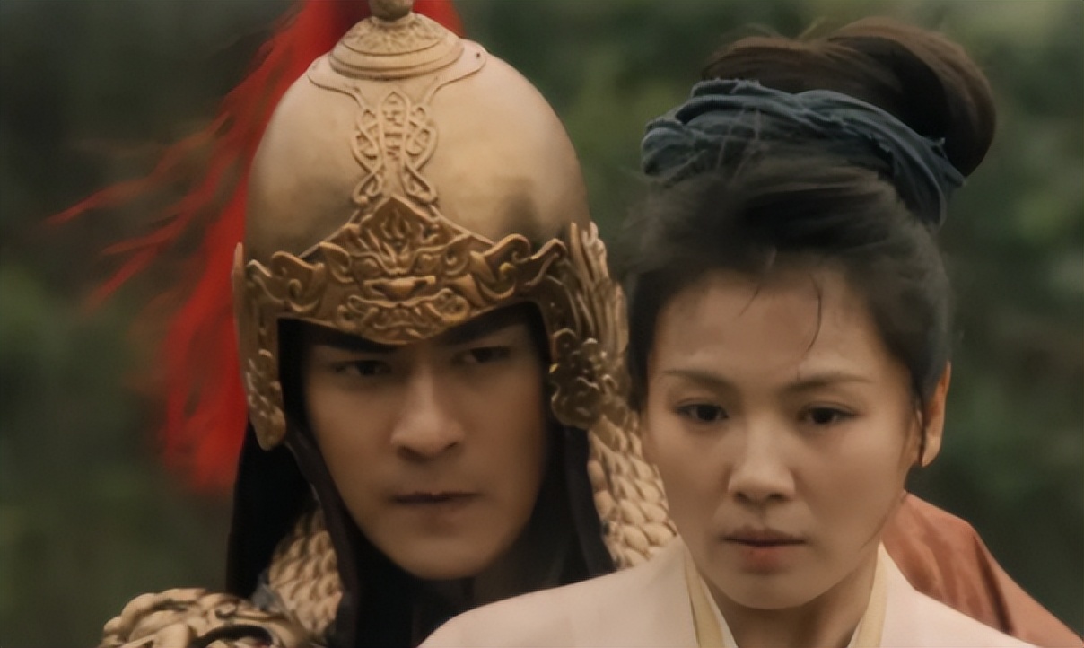 44岁刘涛变得越来越年轻了,43岁刘涛容颜耐看