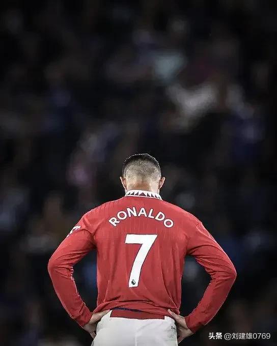 c罗时代结束英雄落幕,c罗时代落幕青春不再