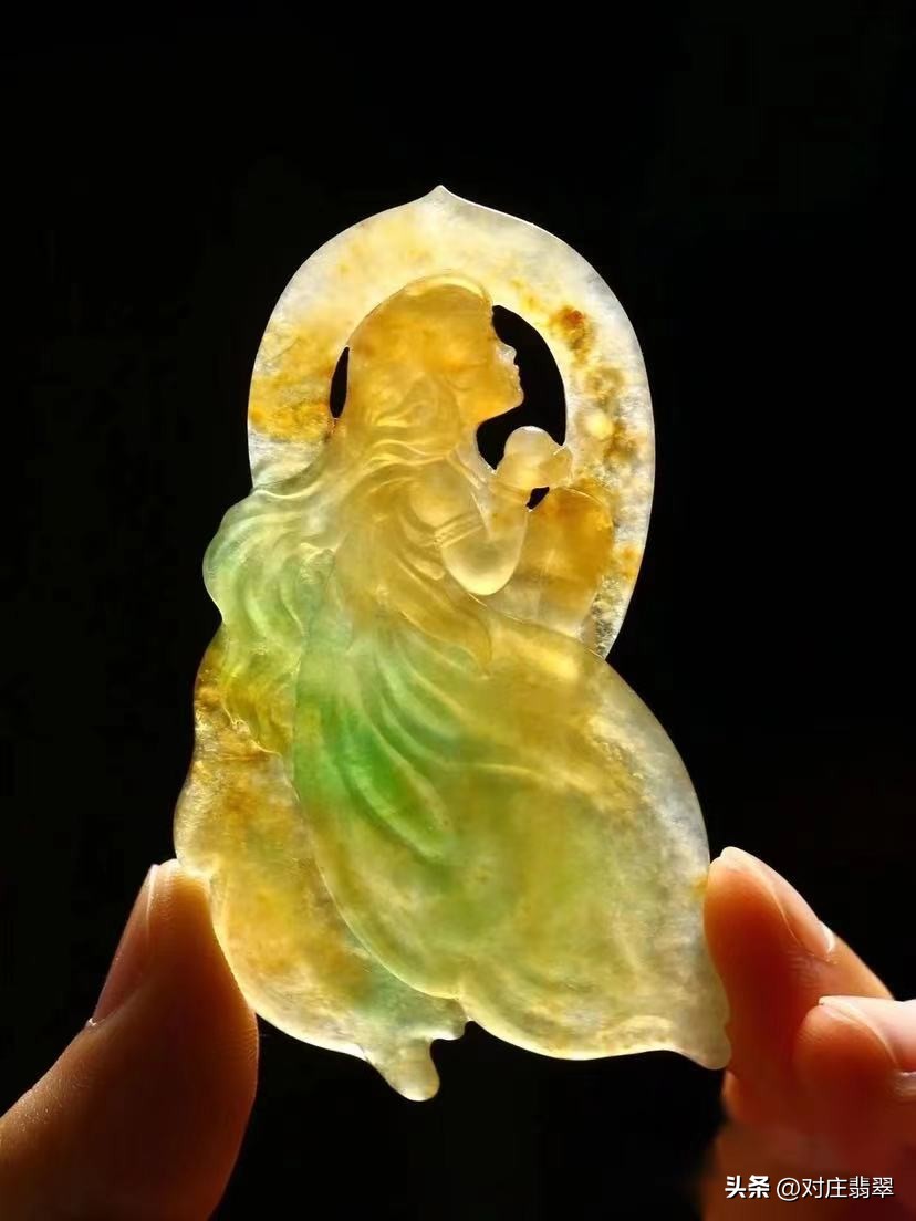 黄色翡翠原石值钱吗,黄色冰种翡翠值不值钱