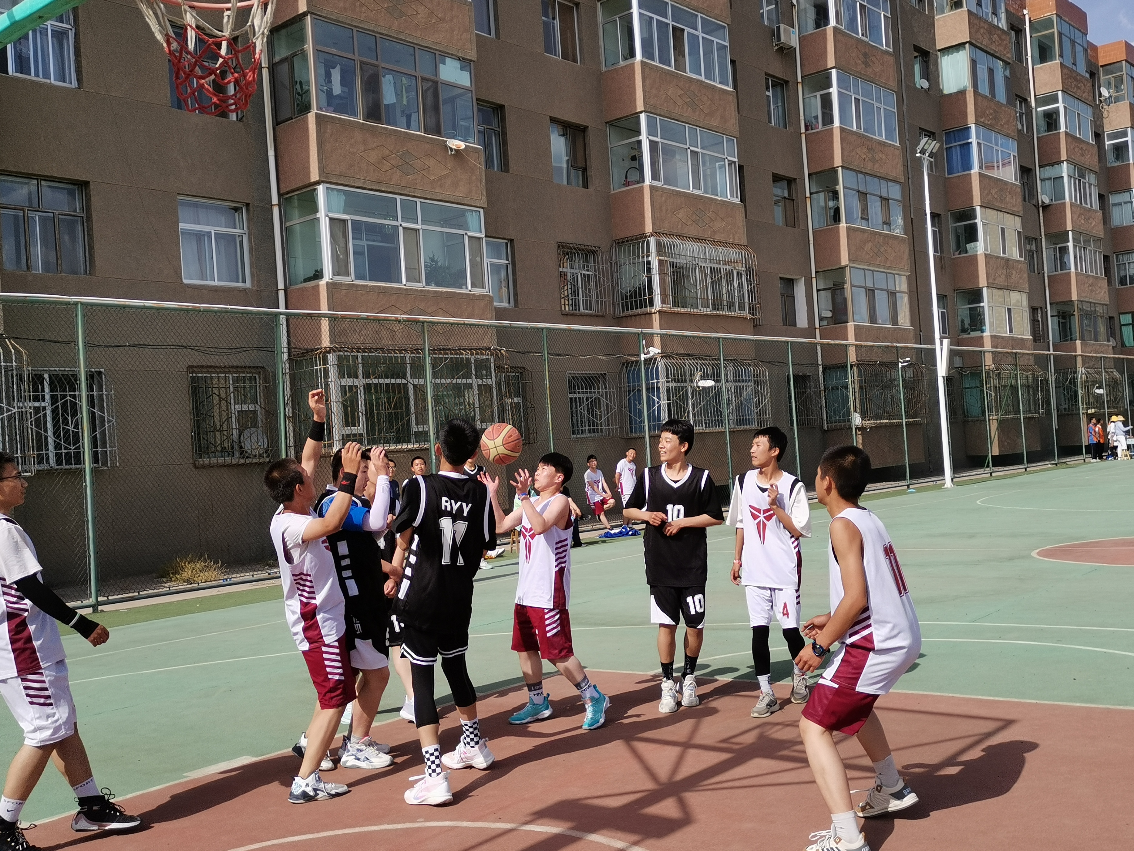 骄阳似火燃燃,骄阳似火激情四射下一句