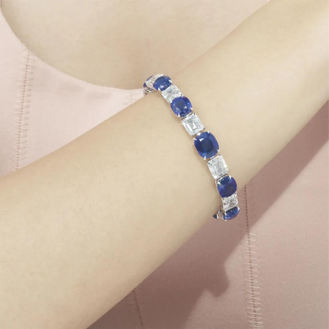 彩色宝石拍卖,最好的紫色蓝宝石拍卖价格