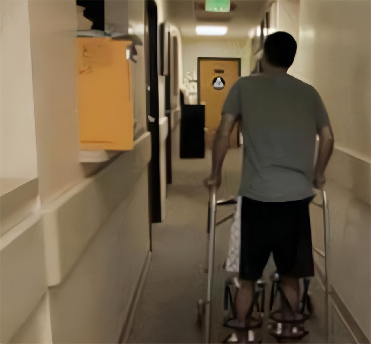 断骨增高的李亚诺是哪里人,李亚诺截骨长高是真人真事吗