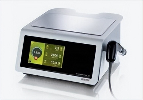 电磁式冲击波治疗中，传输系统对冲击波治疗仪的影响有哪些？